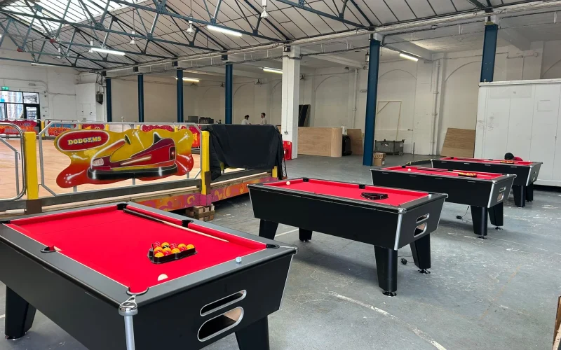 Pool table
